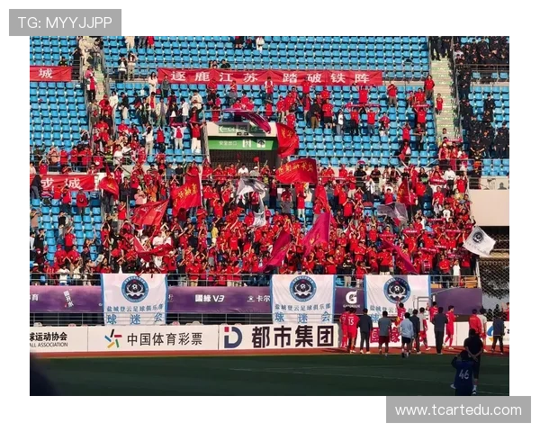 上海足球队在城市联赛中的灵活性表现及其战术分析 上海足球队在城市联赛中的灵活性表现及其战术分析