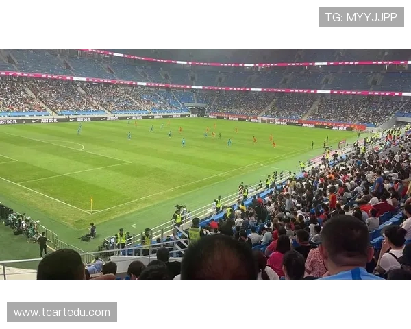 上海足球队状态飙升创历史新高引发球迷热议与期待 上海足球队状态飙升创历史新高引发球迷热议与期待