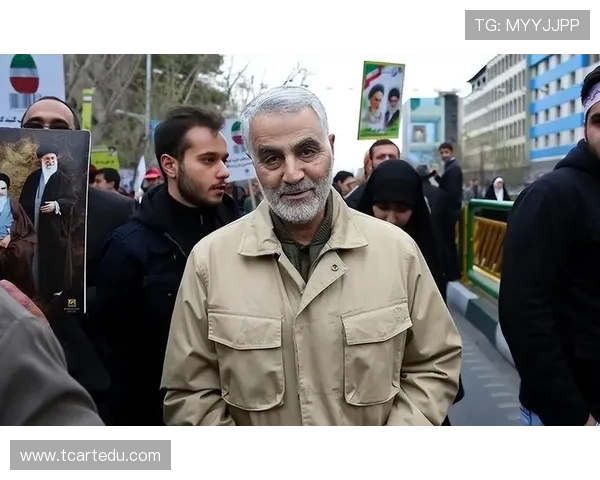 伊朗足球传奇老将的辉煌历程与不屈精神探秘 伊朗足球传奇老将的辉煌历程与不屈精神探秘