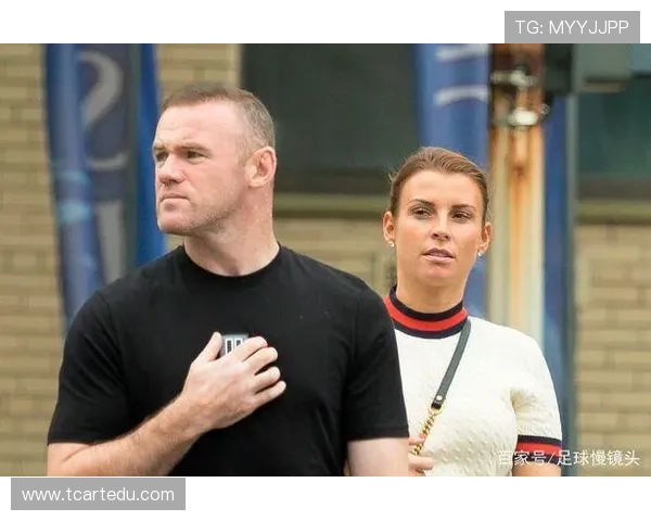 假装足球明星的我如何成功搭讪心仪女孩的真实经历与技巧分享