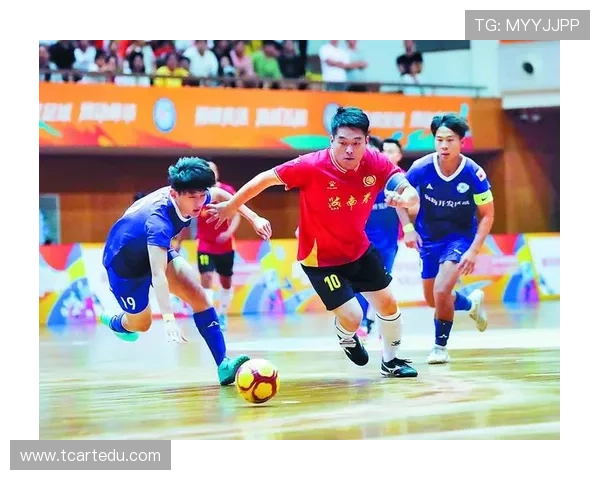 全网热潮足球明星模仿视频挑战引发全民参与热情与创意展示