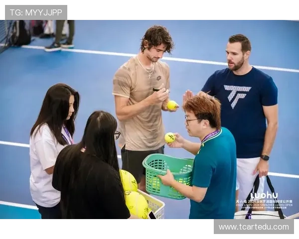 深圳网球队挑战赛精彩配合点评展现团队默契与竞技精神