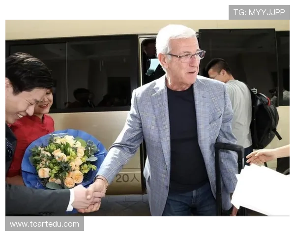 深圳乒乓球队在世界杯中的团队协作表现分析与点评